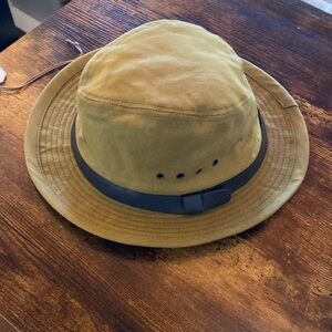 Filson hat